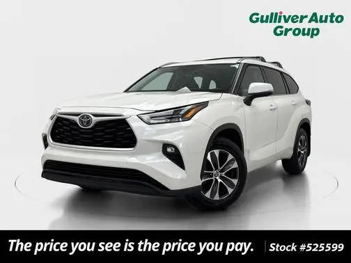 2021 Toyota Highlander XLE FWD photo
