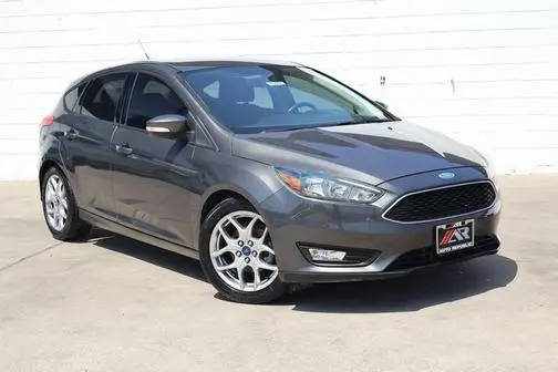 2015 Ford Focus SE FWD photo