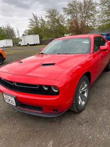 2020 Dodge Challenger SXT RWD photo