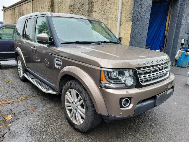 2015 Land Rover LR4 LUX 4WD photo