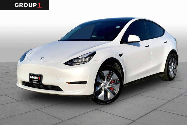 2023 Tesla Model Y Long Range AWD photo