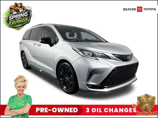 2023 Toyota Sienna XSE 25th Anniversary FWD photo