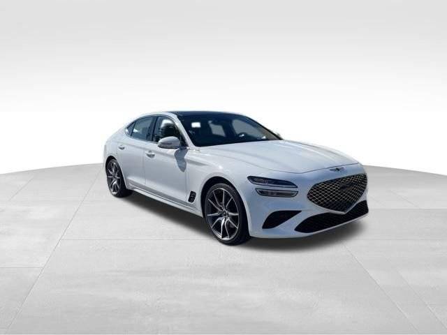 2022 Genesis G70 2.0T AWD photo