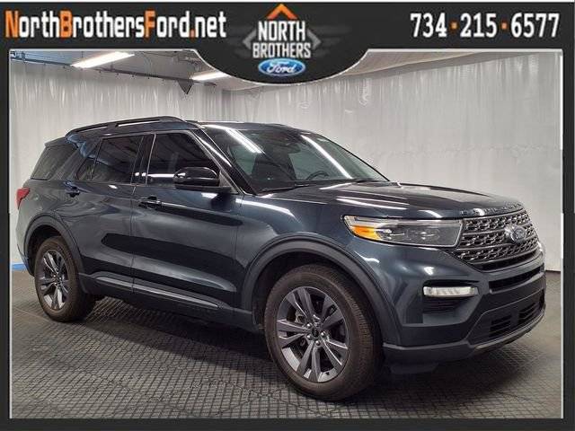 2022 Ford Explorer XLT 4WD photo
