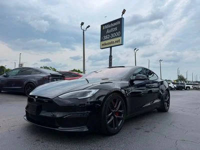 2023 Tesla Model S Plaid AWD photo