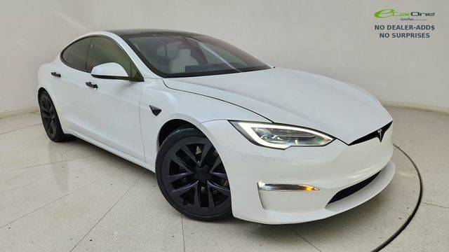 2022 Tesla Model S Plaid AWD photo