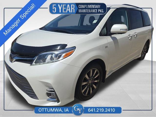 2020 Toyota Sienna XLE AWD photo