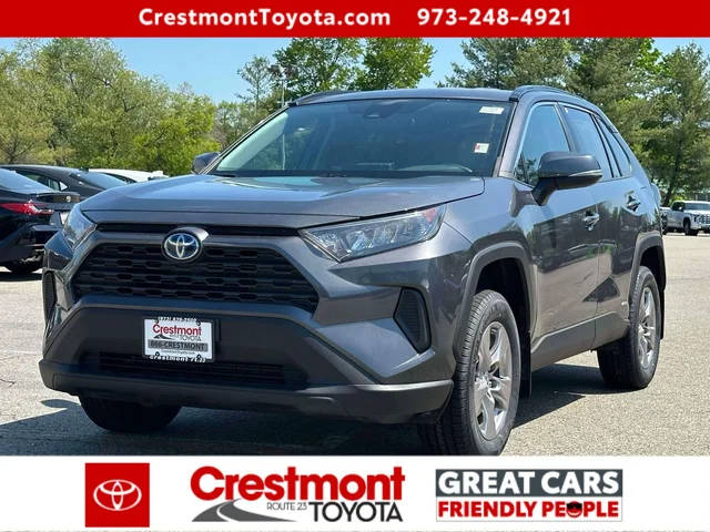 2022 Toyota RAV4 Hybrid LE AWD photo