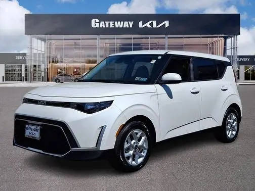 2023 Kia Soul LX FWD photo