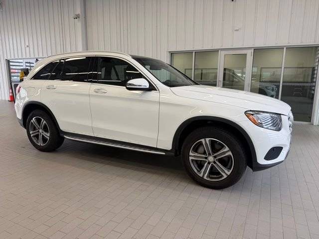 2016 Mercedes-Benz GLC-Class GLC 300 AWD photo