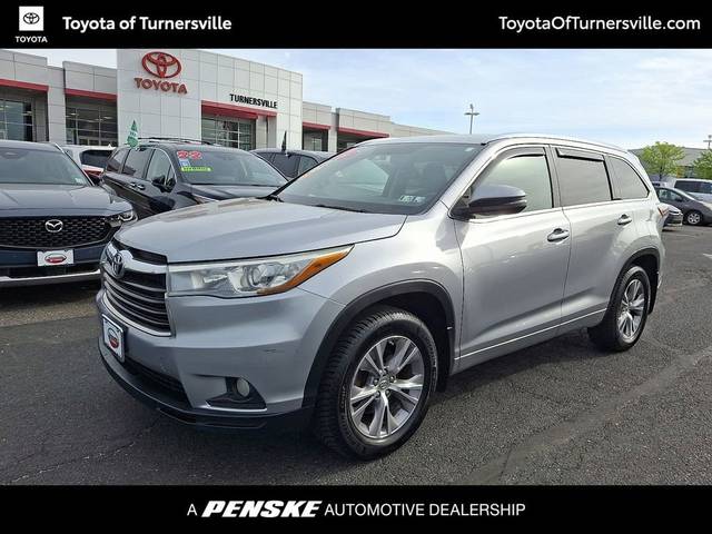 2015 Toyota Highlander XLE AWD photo