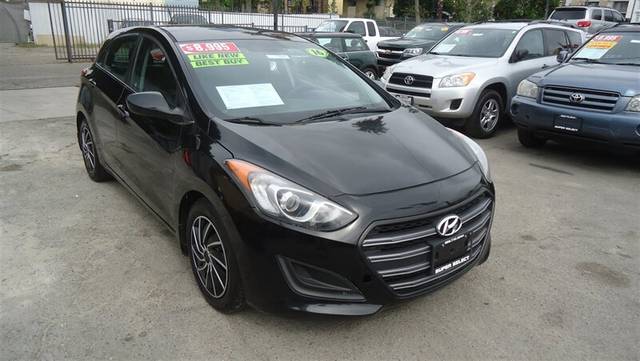 2016 Hyundai Elantra GT  FWD photo