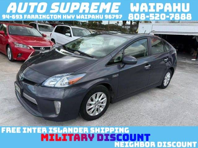 2015 Toyota Prius FWD photo