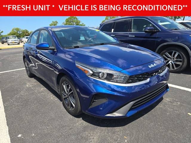 2022 Kia Forte LXS FWD photo