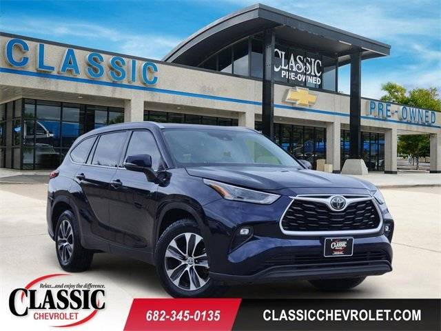 2021 Toyota Highlander XLE FWD photo