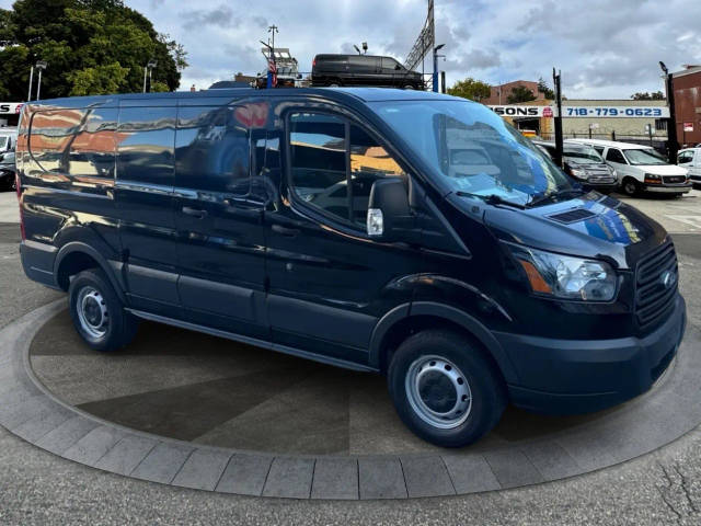 2017 Ford Transit Van  RWD photo