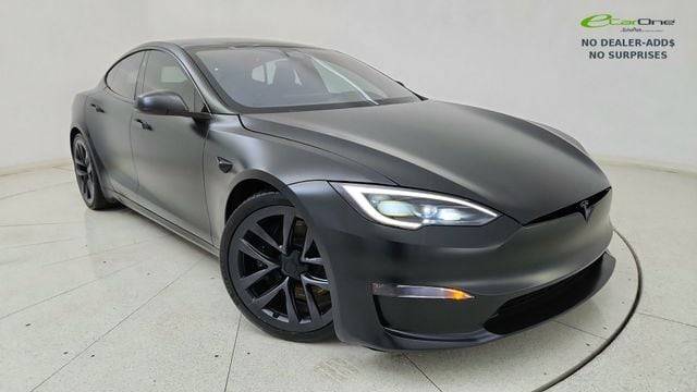 2022 Tesla Model S  AWD photo