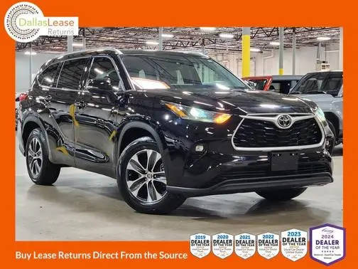 2021 Toyota Highlander XLE FWD photo