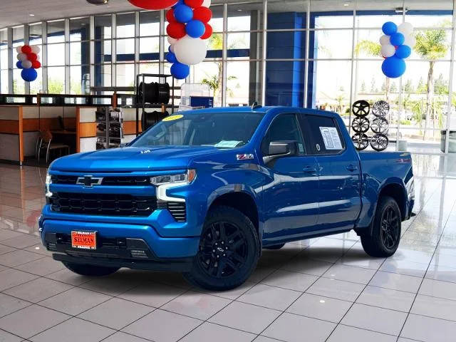 2022 Chevrolet Silverado 1500 RST 4WD photo