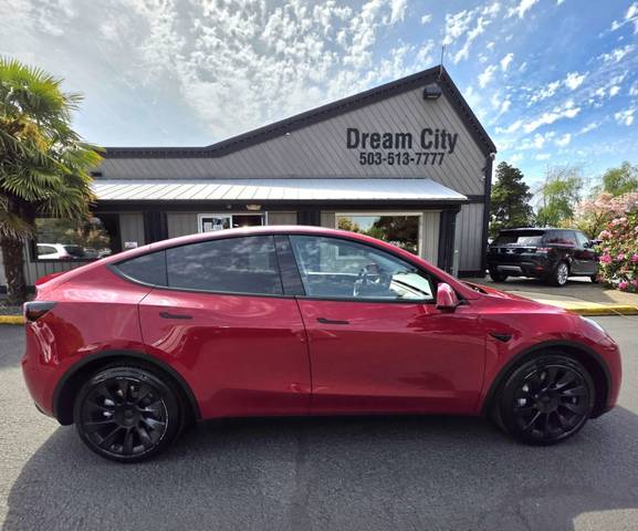 2021 Tesla Model Y Long Range AWD photo
