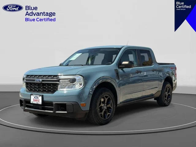 2022 Ford Maverick XLT AWD photo