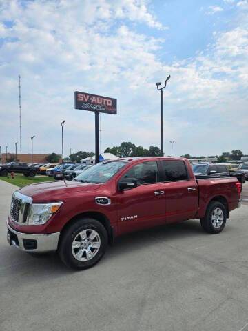 2017 Nissan Titan SV 4WD photo