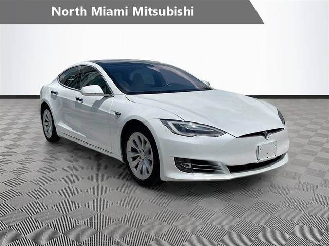 2020 Tesla Model S Long Range AWD photo