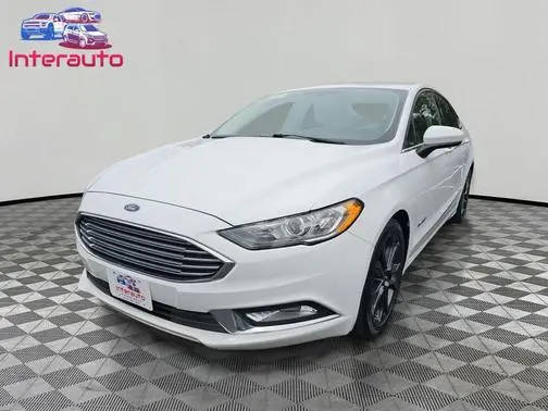 2018 Ford Fusion SE FWD photo