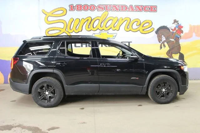 2022 GMC Acadia AT4 AWD photo