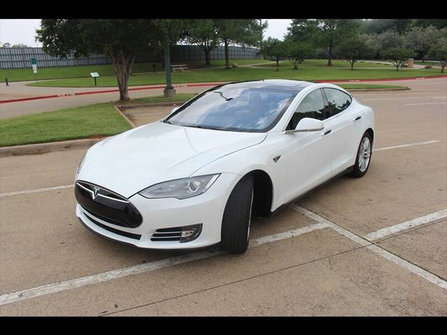 2015 Tesla Model S 70D AWD photo