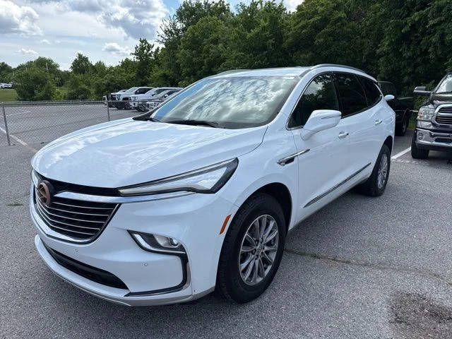 2023 Buick Enclave Essence FWD photo
