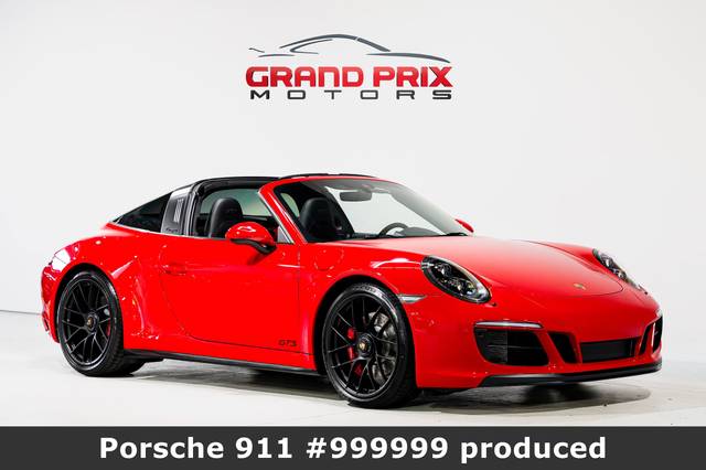 2017 Porsche 911 4 GTS AWD photo