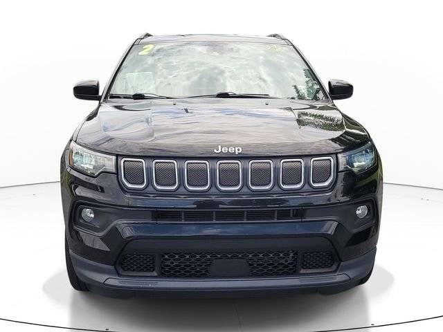 2022 Jeep Compass Latitude FWD photo