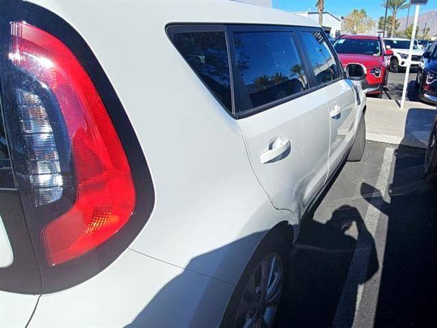 2015 Kia Soul + FWD photo