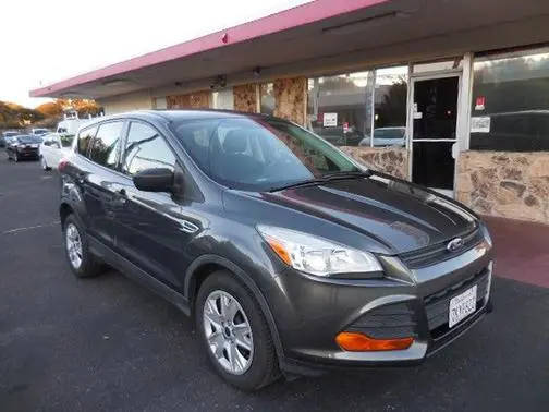 2015 Ford Escape S FWD photo