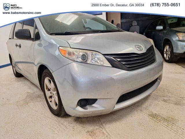 2017 Toyota Sienna L FWD photo