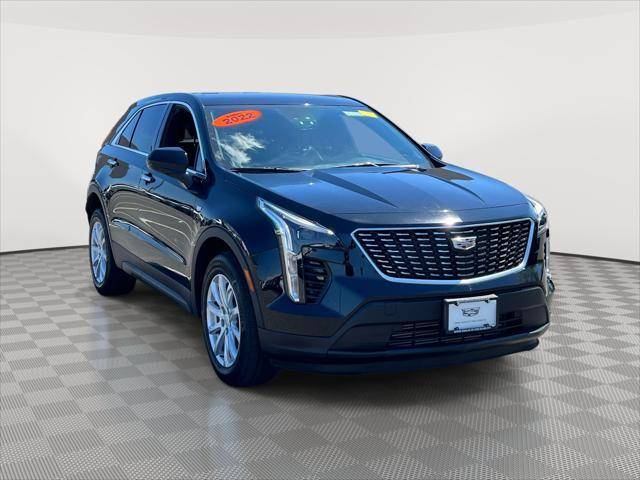 2022 Cadillac XT4 AWD Luxury AWD photo