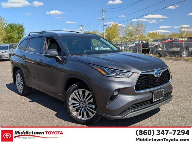 2023 Toyota Highlander Hybrid Platinum AWD photo