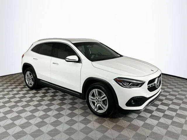 2022 Mercedes-Benz GLA-Class GLA 250 AWD photo