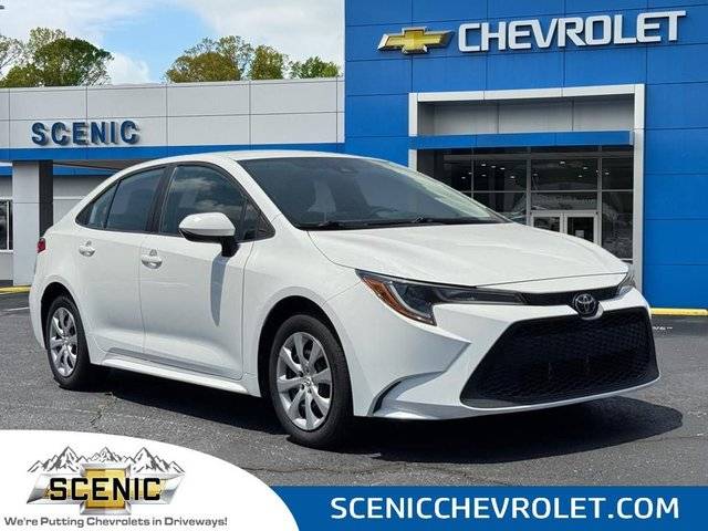 2021 Toyota Corolla LE FWD photo