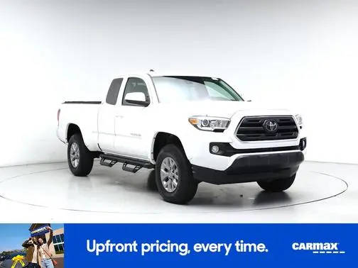 2018 Toyota Tacoma SR5 4WD photo
