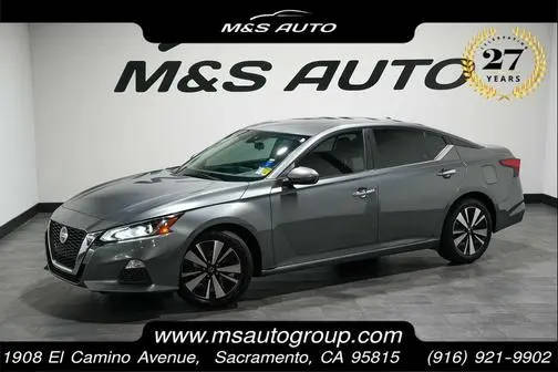 2021 Nissan Altima 2.5 SV FWD photo