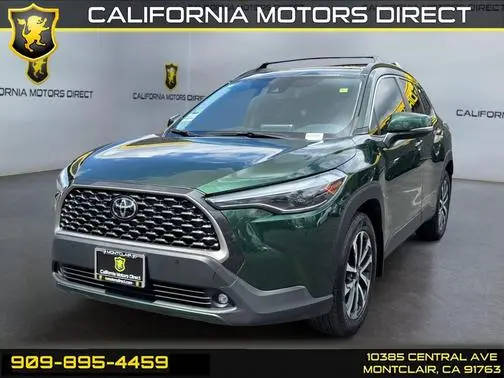 2022 Toyota Corolla Cross XLE FWD photo