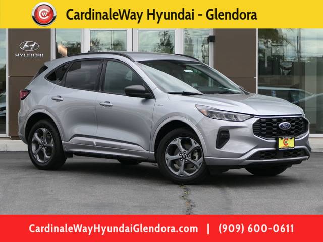 2023 Ford Escape ST-Line AWD photo