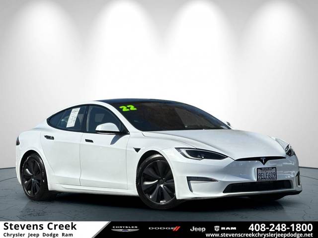 2022 Tesla Model S Plaid AWD photo