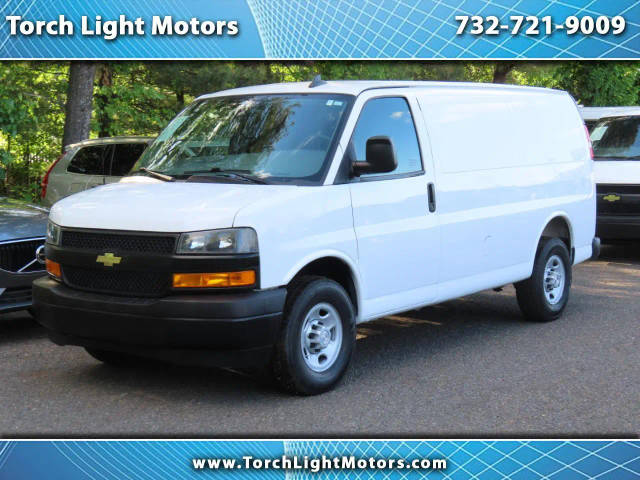 2018 Chevrolet Express Cargo  RWD photo