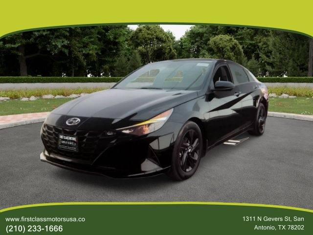 2022 Hyundai Elantra SEL FWD photo