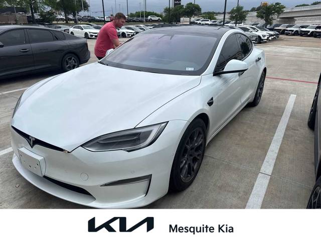 2021 Tesla Model S Plaid AWD photo