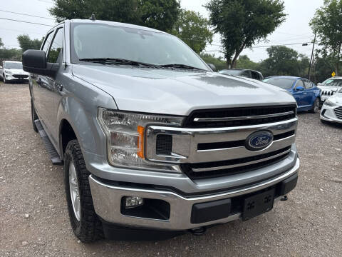 2020 Ford F-150 XLT 4WD photo