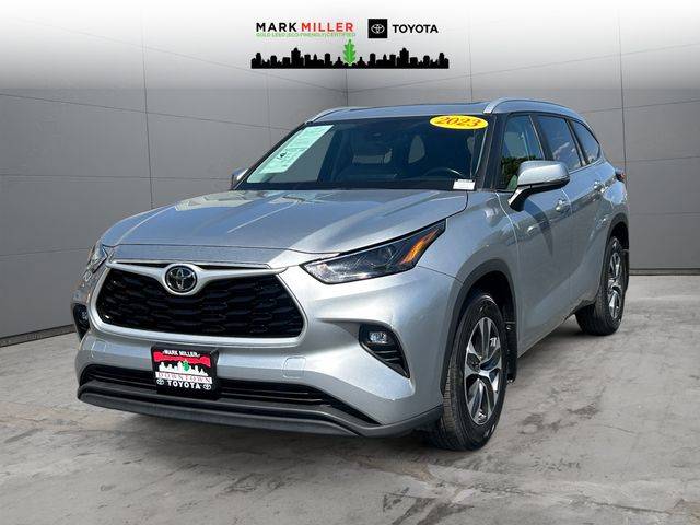 2023 Toyota Highlander XLE AWD photo